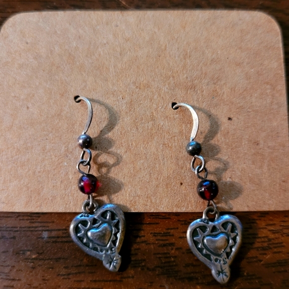 Silpada Garnet Heart Dangle Earrings - Picture 1 of 2